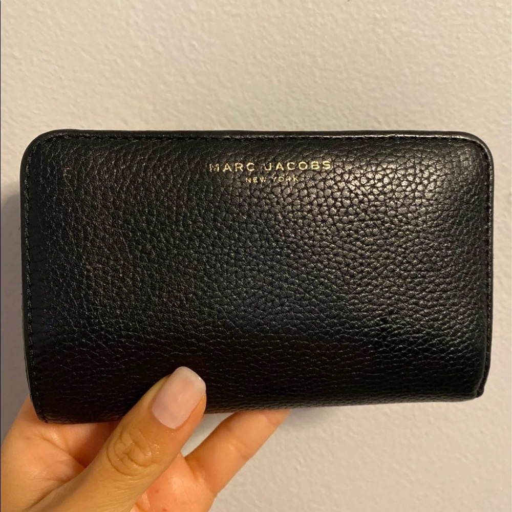 SOLD‼️ Marc Jacobs Wallet